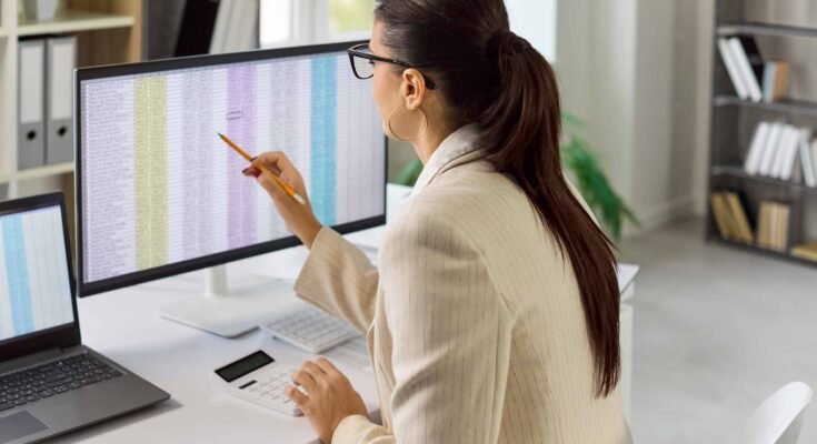 Are you curious about how AI is revolutionizing payroll? Here’s what you can do today