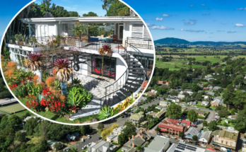 A 0,000-a-year mid-century icon hits the market in a busy tourist town