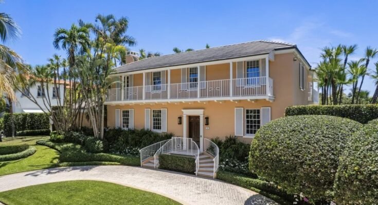 Rare  million 1938 salmon-colored Colonial offering hits the Palm Beach market
