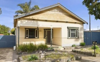 Geelong first-time buyers secure a characterful home 300m from the water
