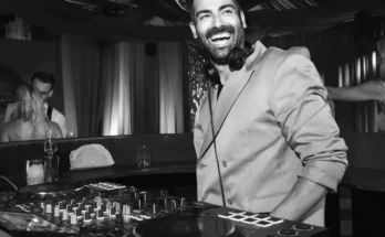 Wedding Songs of the 2000s: The Reception Playlist That Sends Every Millennial to the Dance Floor