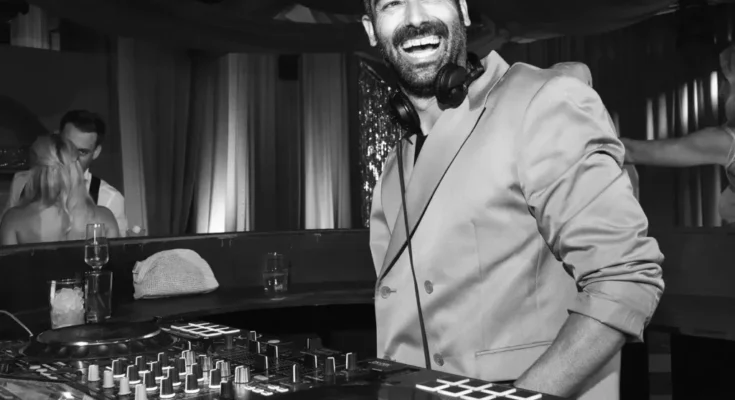 Wedding Songs of the 2000s: The Reception Playlist That Sends Every Millennial to the Dance Floor